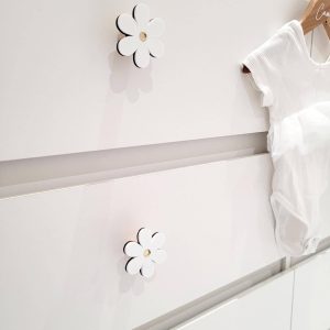 Poignée de tiroir ou de porte marguerite blanche