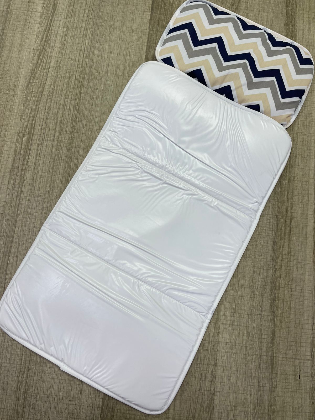 TAPIS DE CHANGE PLIABLE – Image 2
