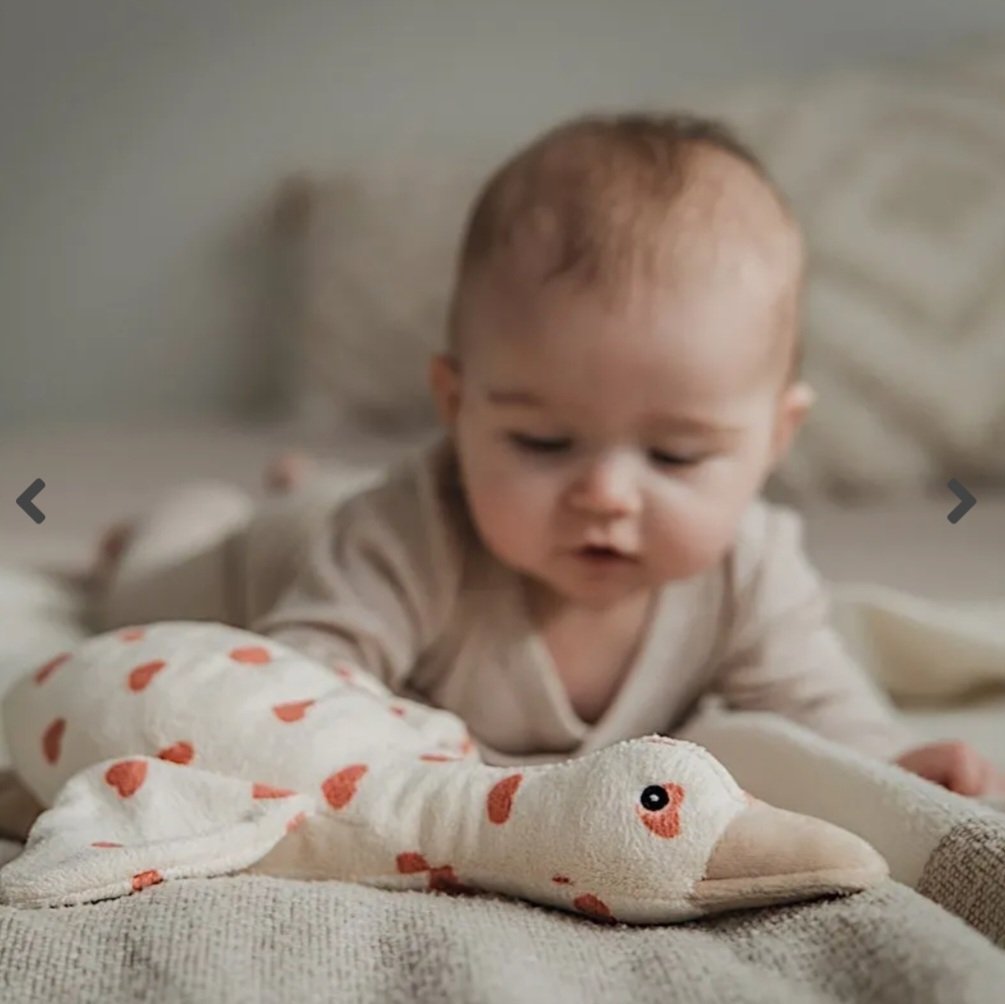 Peluche bruit blanc Liva l’oie « COEUR » Edition limitée RECHARGEABLE – Image 4