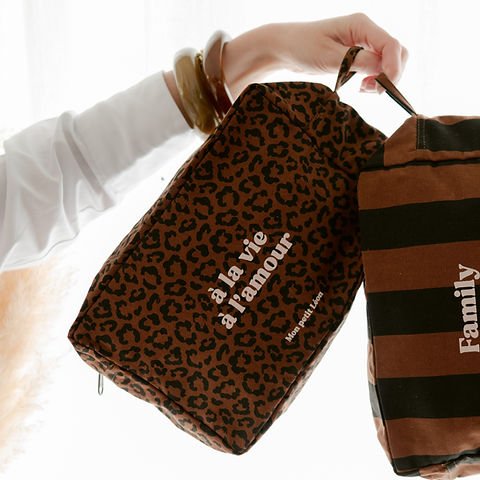 Trousse de toilette LÉOPARD Marron À LA VIE À L’AMOUR – Image 2