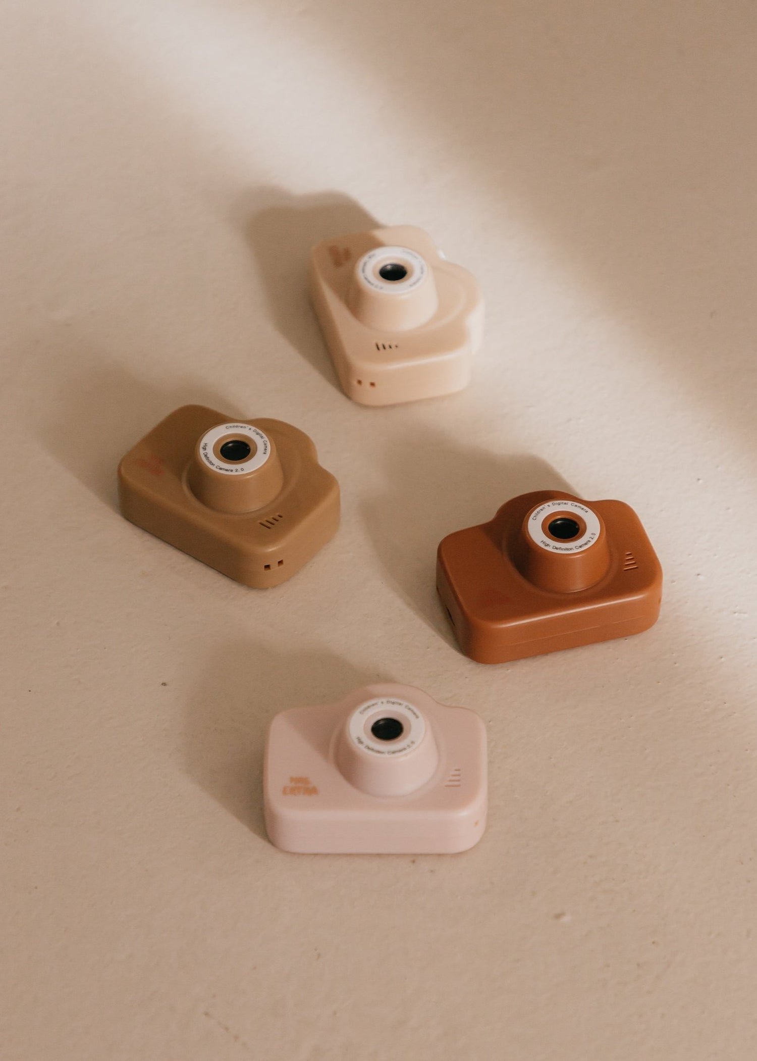 Mon premier appareil photo numérique Rose Blush Bouquet silhouette Mrs Ertha – Image 4