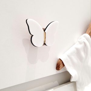 Poignée de tiroir ou de porte papillon blanc