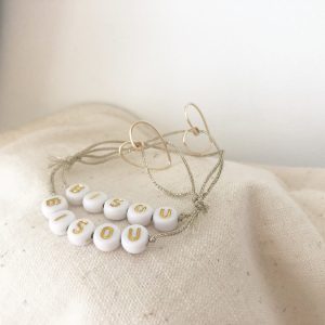 Le bracelet « bisou »