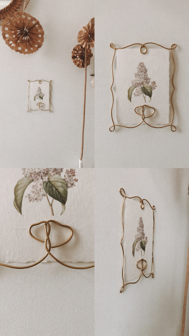 Cadre vintage / porte-carte-photo en filaire doré A6
