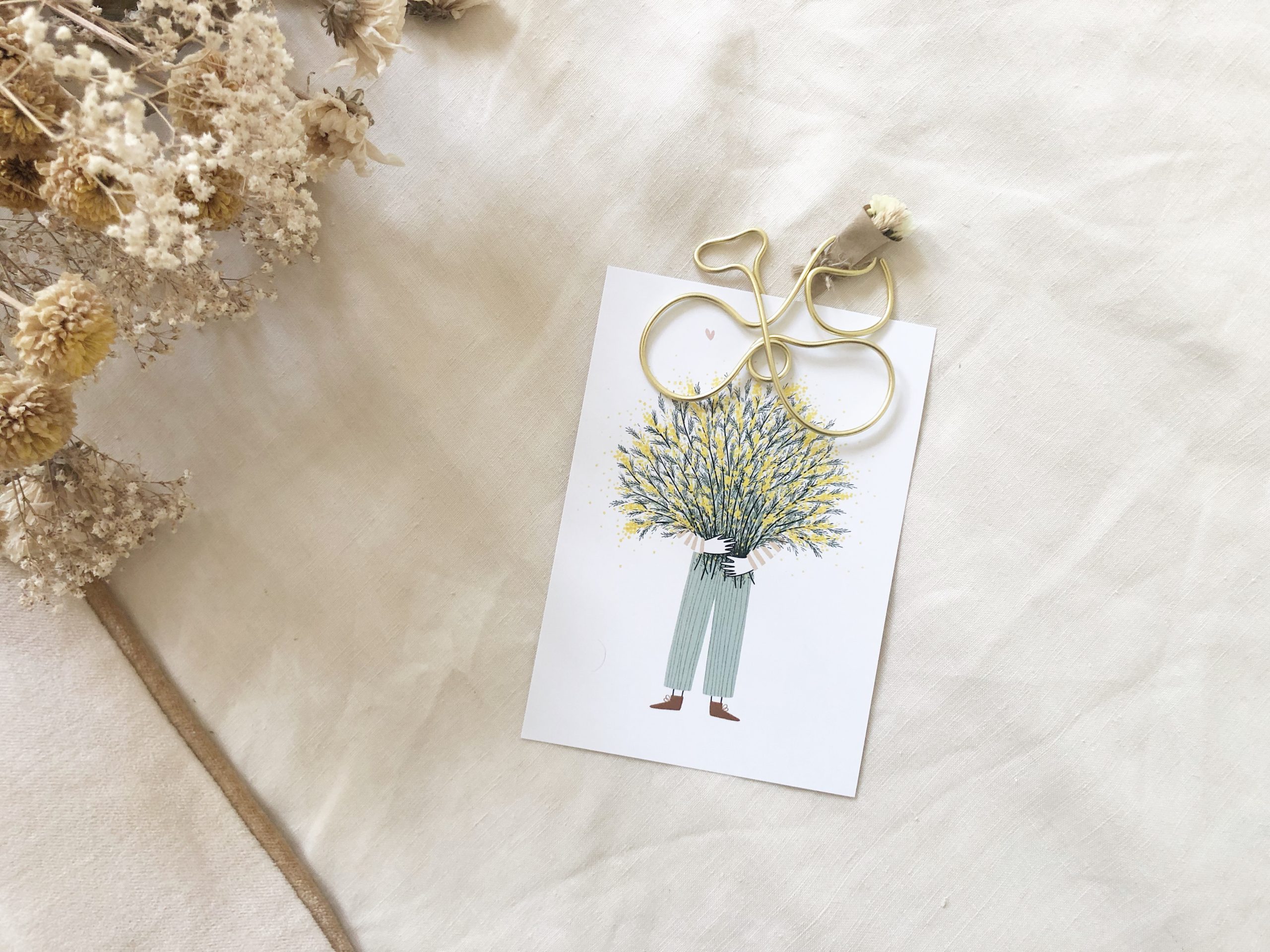 La bicylette et son petit bouquet en filaire doré marque-page/porte-photo