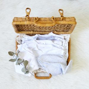 « Bébé poids plume » -moins de 3 kg- neutre