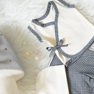 « Petit être deviendra grand » 1kg5 – modèle gris à pois blancs