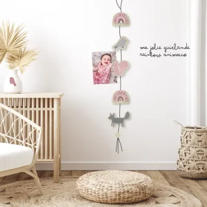 Guirlande porte photos en bois de peuplier Français rose