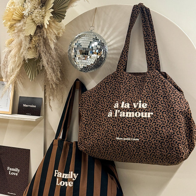 Cabas XXL Léopard Marron À LA VIE À L’AMOUR – Image 2