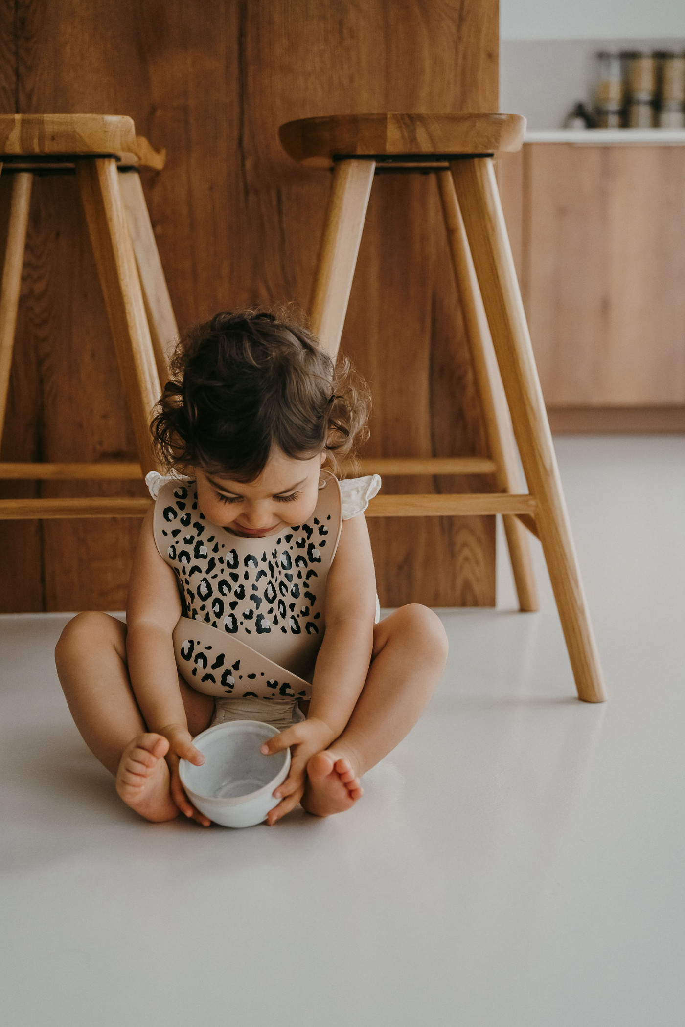 Bavoir en silicone Sauvage Léopard – Image 5