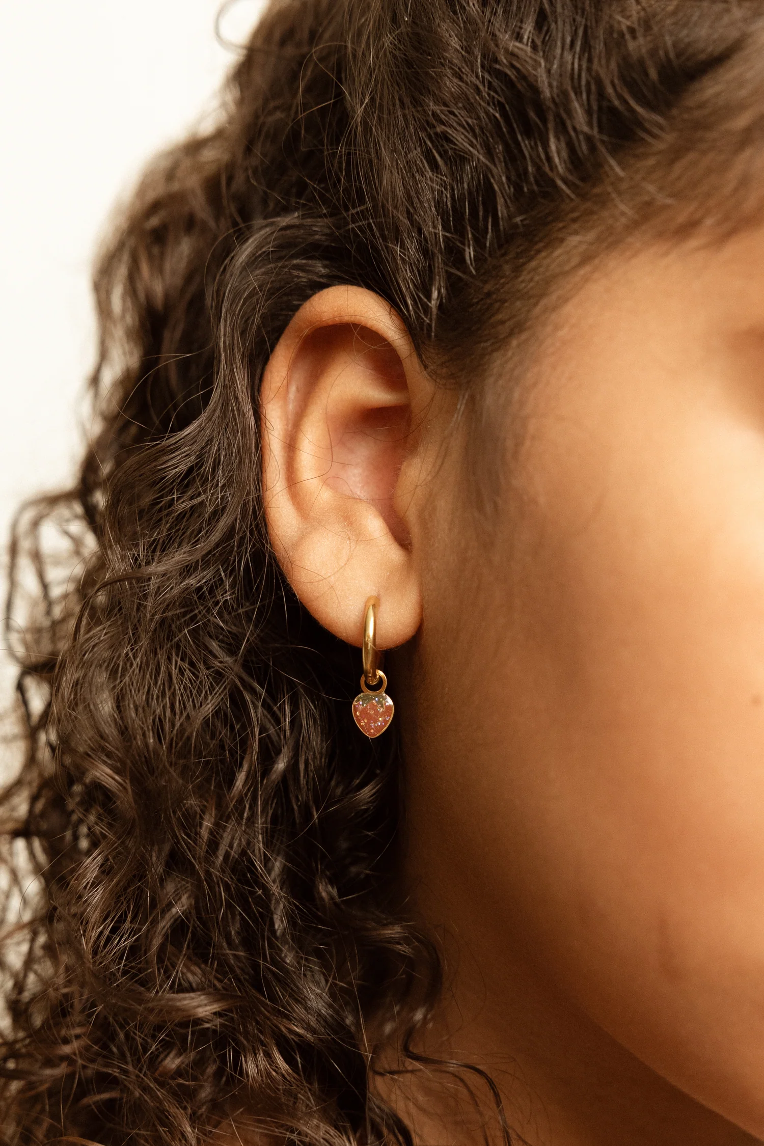 Charms Fraise pailletée (unité) – Image 4