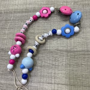 Attache tétine en bois – BABY