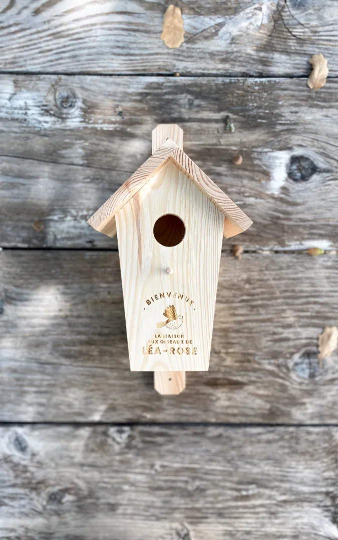 Nichoir en bois personnalisé – Image 4