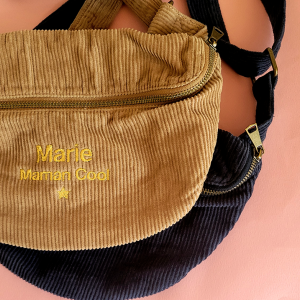 Banane velours brodée