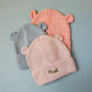 Bonnet enfant brodé