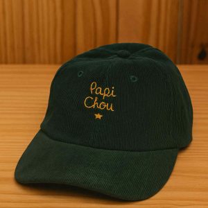 Casquette velours côtelé brodée