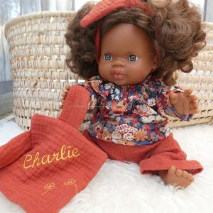 Coffret vêtements et accessoires  pour poupons Gordis de Paola Reina