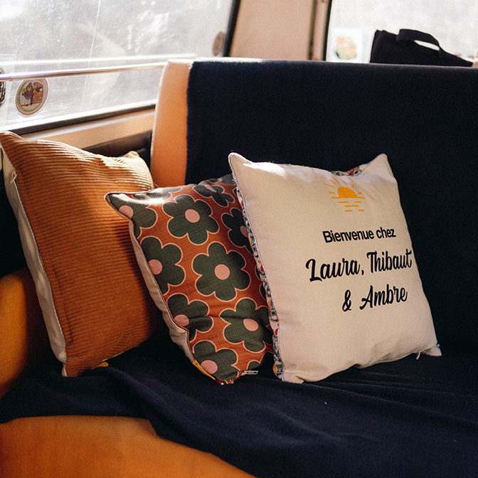 – DESTOCK – Coussin carré – Image 2