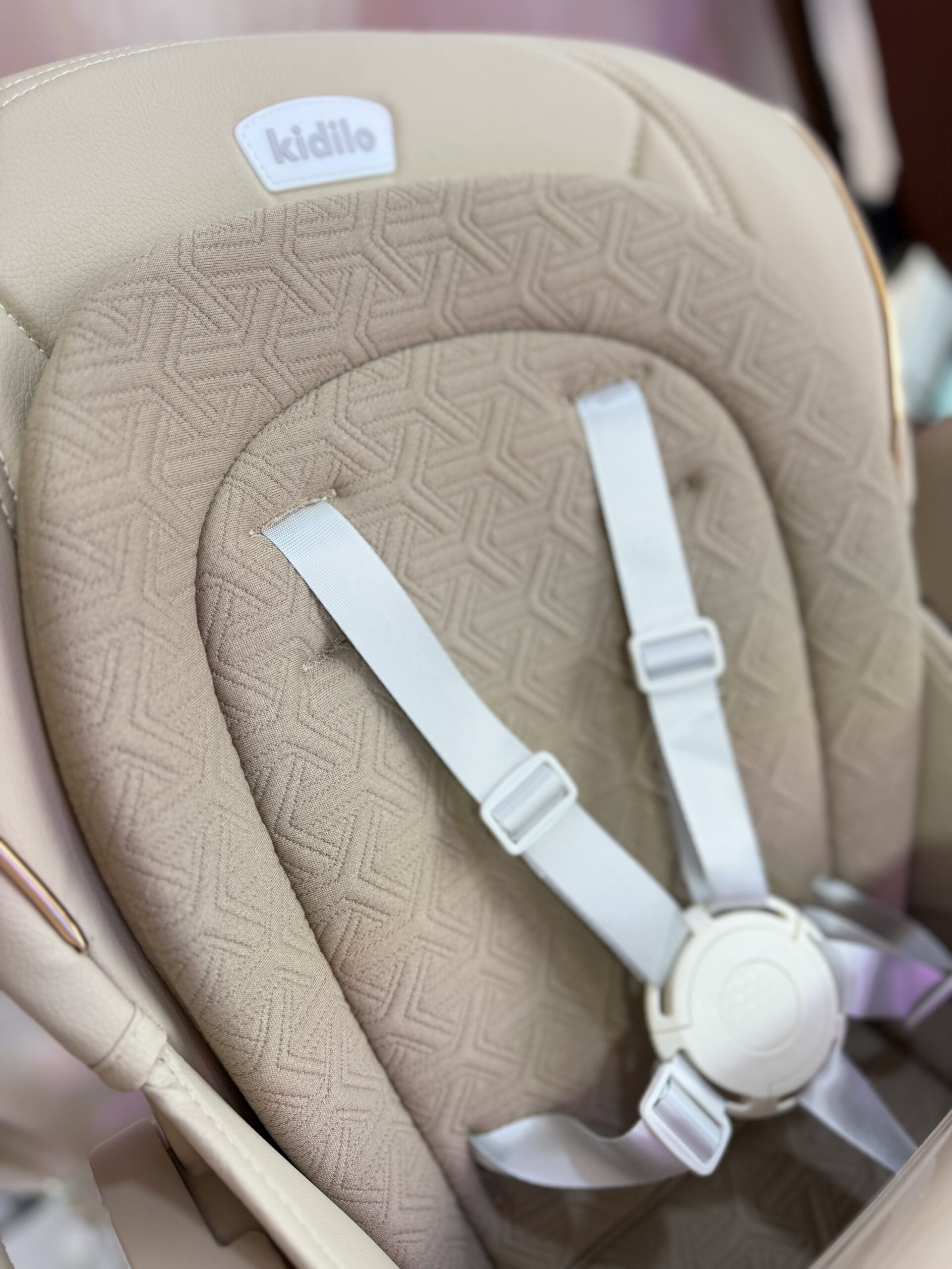 Chaise haute Premium en beige Kd905 – kidilo – Image 4