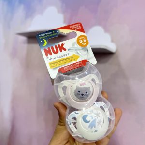 Nuk 2 Sucette Silicone Star Day & Night 0-6 mois Chat/Etoiles