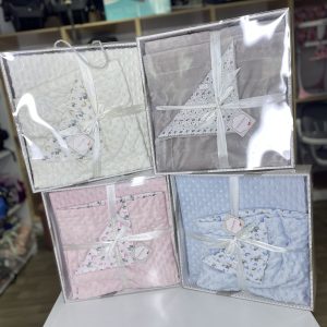 Couverture bulles imprimée Eléphant 110×140 – NAF NAF