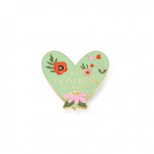 Pin&rsquo;s – Le bonheur est partout (coeur)