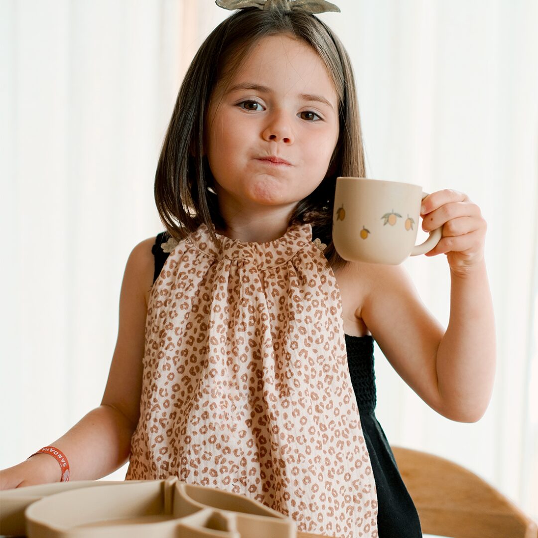Bavoir – serviette cantine avec élastique / Léopard – Image 2